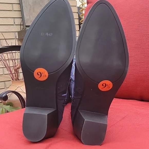 CARLOS by Carlos Santana Navy Suede Floral Over-the-knee Boots, 9.5 M - Picture 2 of 5